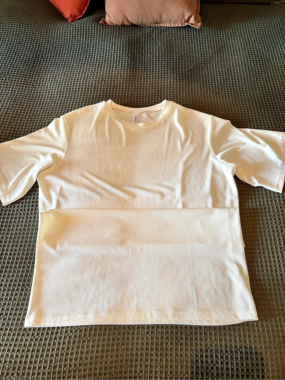 JOELLE Short Sleeve Kara Size Large